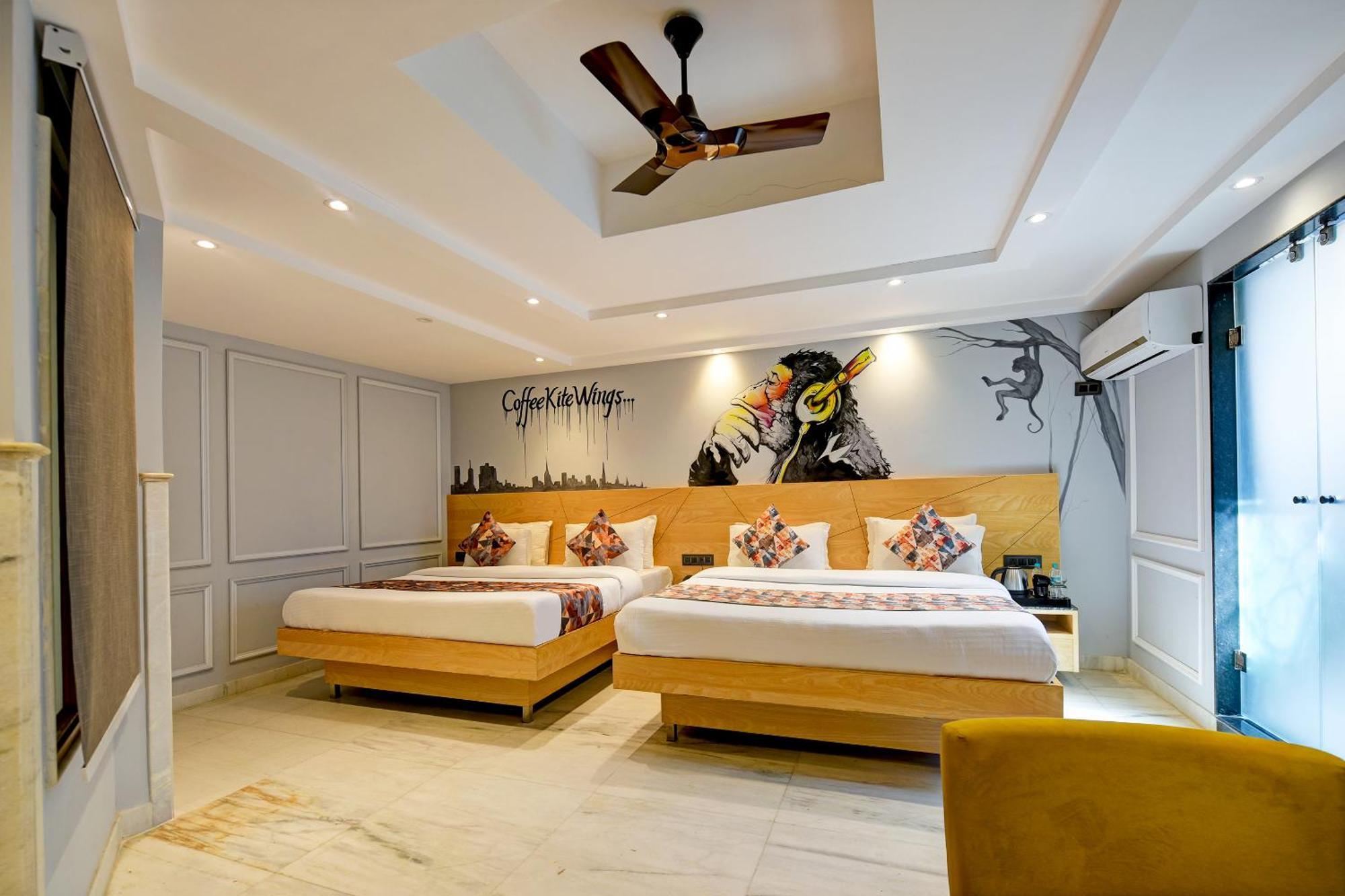 The Yes Please - Traveller Choice Award Winner 2025 4* New Delhi